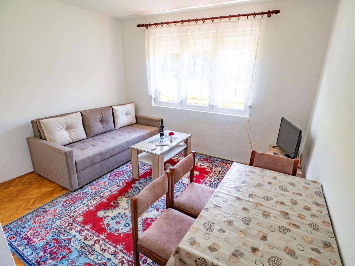 Apartments Karamach Охрид Екстериор снимка